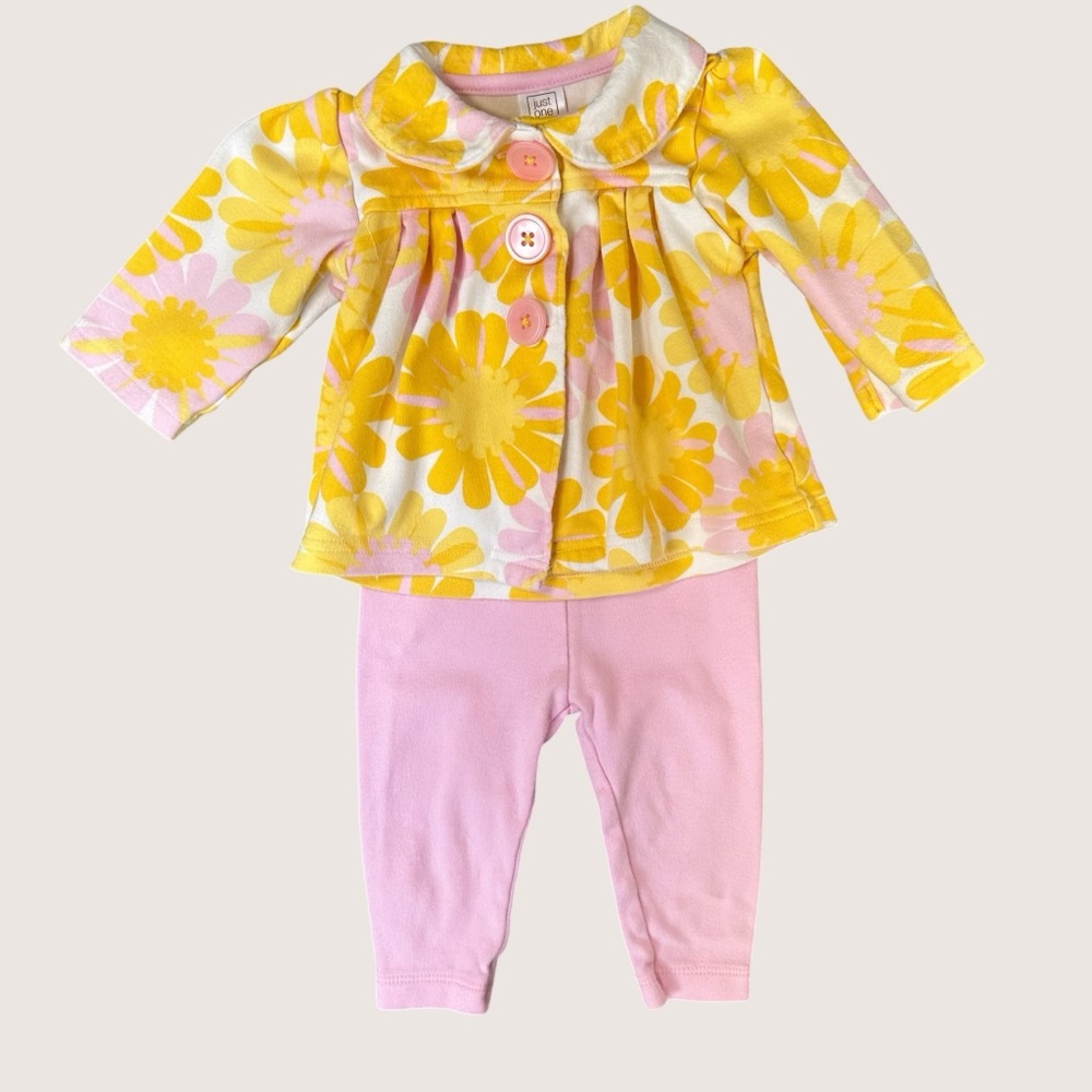 Carter’s Baby Two-Piece Floral Top & Pink Leggings Set